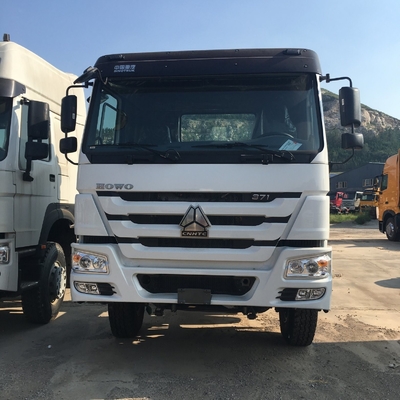 시노트룩 HOWO 중공용 트랙터 트럭 트레일러 헤드 6*4 2018 371-375HP ISO 승인