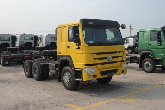 시노트룩 HOWO 6X4 트랙터 트럭 371HP/420HP 중국 트럭 5800*2300*1500mm 최고
