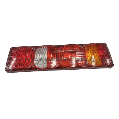 Sinotruk HOWO A7/Shacman 트럭 부분 오른쪽 꼬리 라이트 Wg9925810002 덤프 트럭 내부