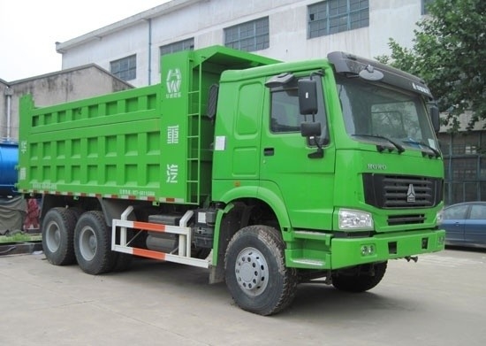 반사 타이어 디자인 Sinotruck HOWO 6X4 당신의 요구 사항에 대 한 덤프 트럭