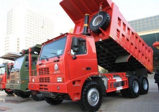70 톤 ZZ5707S3640AJ HOWO 수동 변속기 타입의 광산 덤프 트럭